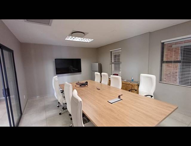 BUSINESS PROPERTY TO RENT IN MIDSTREAM ESTATE
